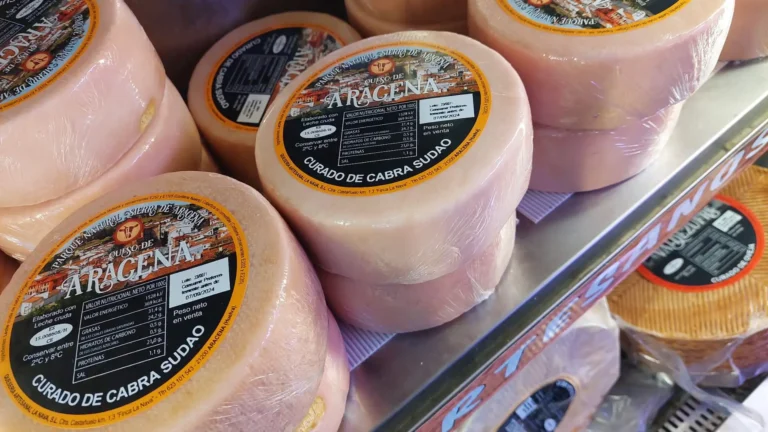 ¿Cómo reconocer un queso artesanal de calidad?